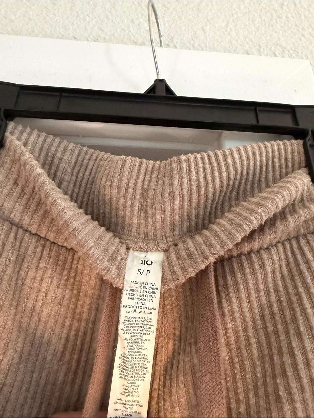 Alo Yoga Ribbed Matching Set - Picture 2 of 3
